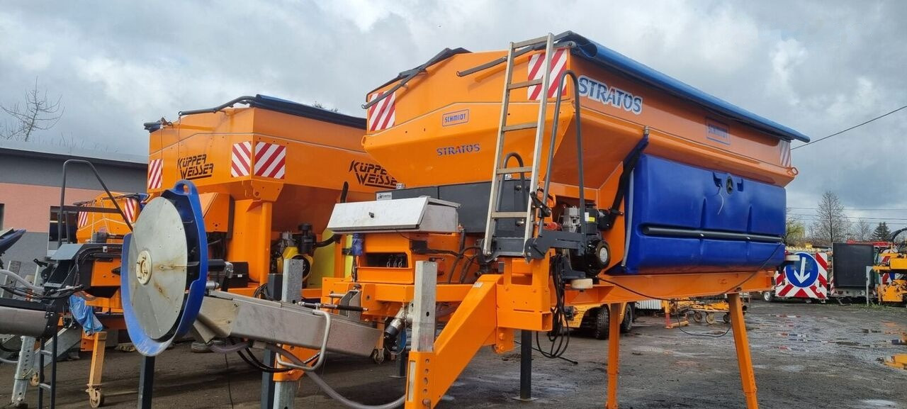 Schmidt odnowiona 2024 - Zout/ Zandstrooier voor Gemeentelijke machine/ Speciaal: afbeelding 2 Schmidt odnowiona 2024 - Zout/ Zandstrooier voor Gemeentelijke machine/ Speciaal: afbeelding 2