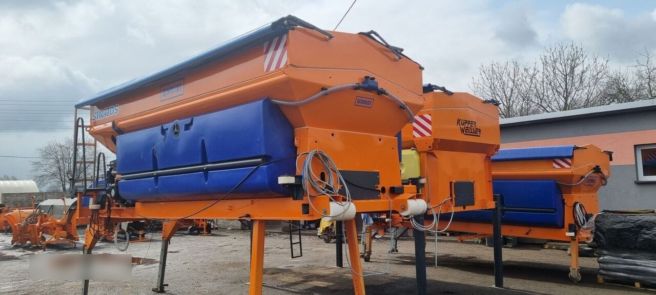 Schmidt odnowiona 2024 - Zout/ Zandstrooier voor Gemeentelijke machine/ Speciaal: afbeelding 5 Schmidt odnowiona 2024 - Zout/ Zandstrooier voor Gemeentelijke machine/ Speciaal: afbeelding 5