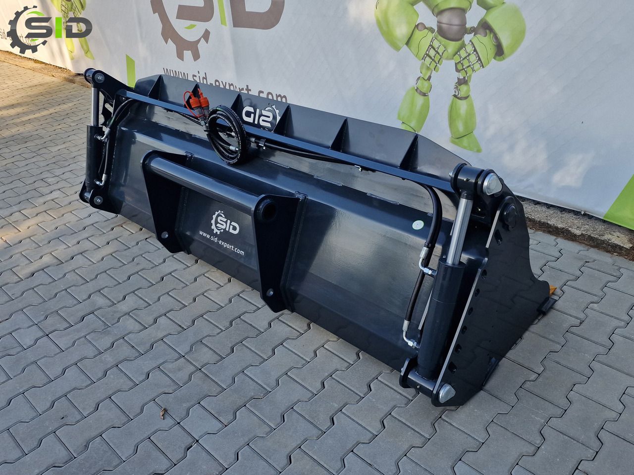 SID Klappschaufel 4in1 / 4in1 multipurpose bucket 1,4 m - Voorladerbak voor Bouwmachine: afbeelding 5 SID Klappschaufel 4in1 / 4in1 multipurpose bucket 1,4 m - Voorladerbak voor Bouwmachine: afbeelding 5
