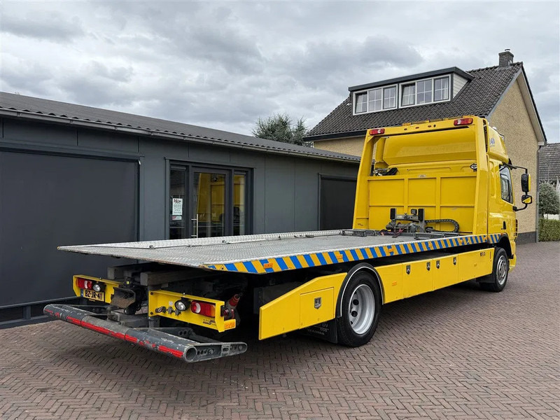DAF CF 65.300 Towtruck Depannage Lier Brille Sleeper 640x242x104 cm - Bergingsvoertuig: afbeelding 4 DAF CF 65.300 Towtruck Depannage Lier Brille Sleeper 640x242x104 cm - Bergingsvoertuig: afbeelding 4
