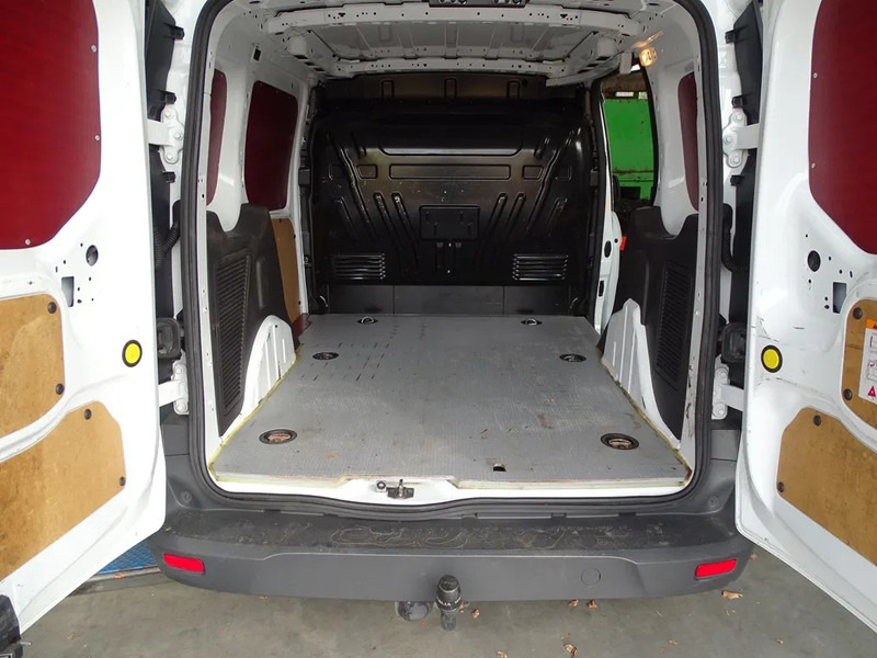 Ford Transit Connect 1.5 TDCI EURO 6 SCH.DEUR TR.HAAK CR.CONTROL - Kleine bestelwagen: afbeelding 3 Ford Transit Connect 1.5 TDCI EURO 6 SCH.DEUR TR.HAAK CR.CONTROL - Kleine bestelwagen: afbeelding 3