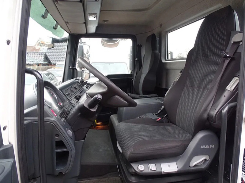 MAN TGL 8.180 TIJHOF AIRCO LIER SPER DIFF - Autovrachtwagen vrachtwagen: afbeelding 4 MAN TGL 8.180 TIJHOF AIRCO LIER SPER DIFF - Autovrachtwagen vrachtwagen: afbeelding 4