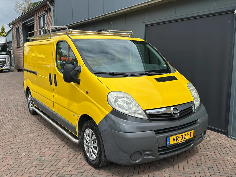 Opel Vivaro 2.0CDTI 84KW 2.9 TON L2H1 3ZITS AIRCO IMPERIAL - Kleine bestelwagen: afbeelding 1 Opel Vivaro 2.0CDTI 84KW 2.9 TON L2H1 3ZITS AIRCO IMPERIAL - Kleine bestelwagen: afbeelding 1