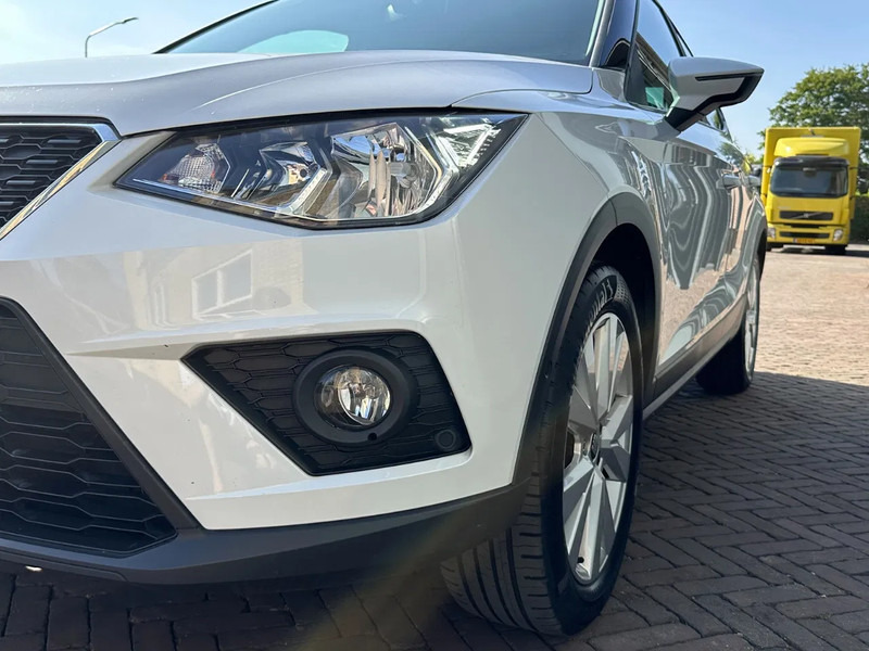 SEAT Arona 1.0 TSI Style Business Intense Dealeronderhouden Cruise Clima Navi Camera Parkeersensoren Lmv - Hatchback: afbeelding 5 SEAT Arona 1.0 TSI Style Business Intense Dealeronderhouden Cruise Clima Navi Camera Parkeersensoren Lmv - Hatchback: afbeelding 5