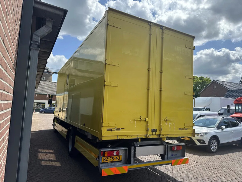 Volvo FL 12.240 BDF ST.AIRCO+ KACHEL, DOUCHE, 2X BED, WASBAK - Bakwagen: afbeelding 3 Volvo FL 12.240 BDF ST.AIRCO+ KACHEL, DOUCHE, 2X BED, WASBAK - Bakwagen: afbeelding 3