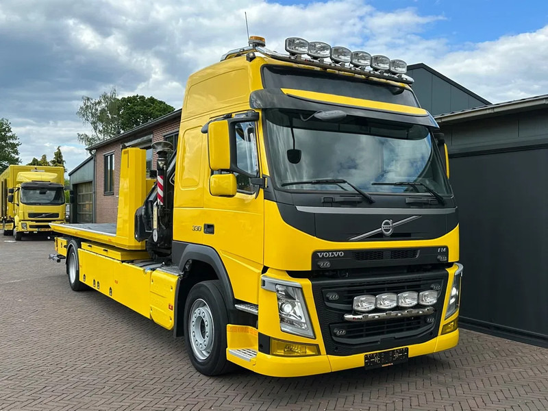 Volvo FM 330 TOWTRUCK FASSI CRANE WHEELLIFT - Bergingsvoertuig: afbeelding 1 Volvo FM 330 TOWTRUCK FASSI CRANE WHEELLIFT - Bergingsvoertuig: afbeelding 1