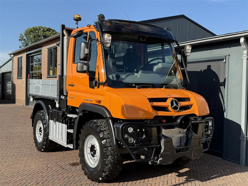 Mercedes-Benz Unimog U 218 Kipper 3 Seats 4WD AGRI Euro 6 - Vrachtwagen: afbeelding 1 Mercedes-Benz Unimog U 218 Kipper 3 Seats 4WD AGRI Euro 6 - Vrachtwagen: afbeelding 1
