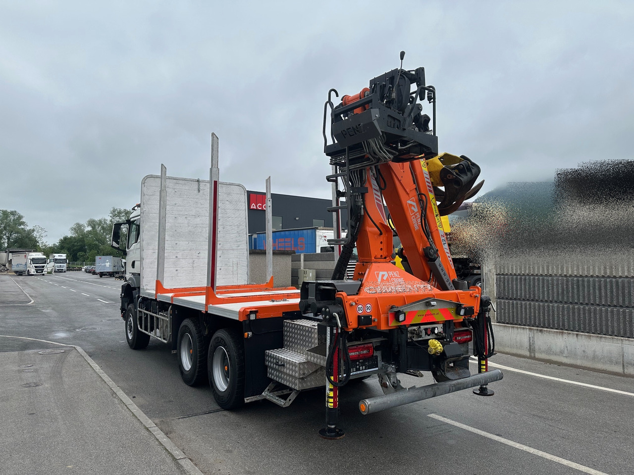 MAN TGS 33.520 6X6 BL intarder PENZ 12Z - Houttransport: afbeelding 3 MAN TGS 33.520 6X6 BL intarder PENZ 12Z - Houttransport: afbeelding 3