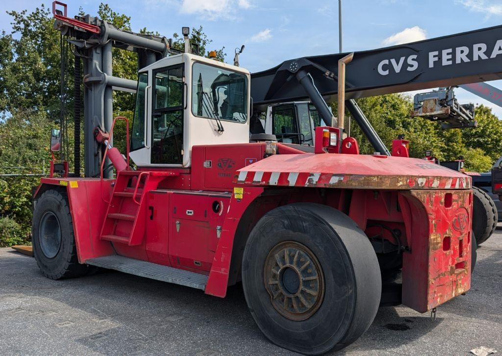 CVS Ferrari F32  - Diesel heftruck: afbeelding 4 CVS Ferrari F32  - Diesel heftruck: afbeelding 4