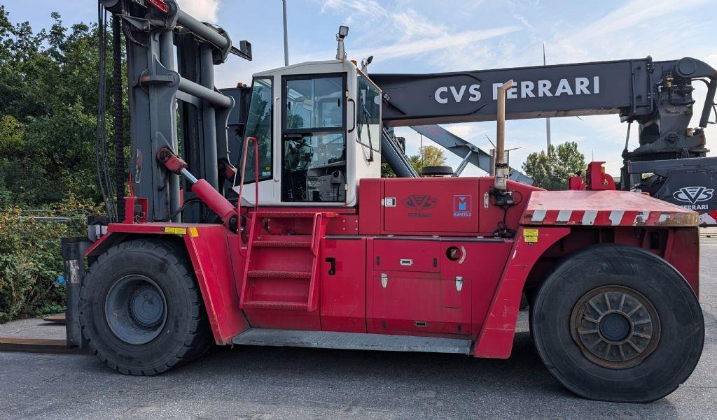 CVS Ferrari F32  - Diesel heftruck: afbeelding 2 CVS Ferrari F32  - Diesel heftruck: afbeelding 2