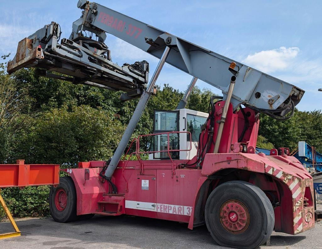 CVS Ferrari F377.5 PB - Reach stacker: afbeelding 1 CVS Ferrari F377.5 PB - Reach stacker: afbeelding 1