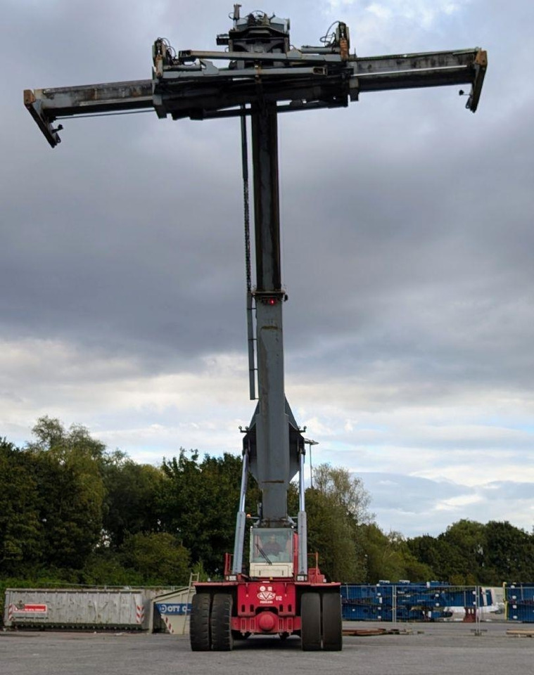 CVS Ferrari F377.5 PB - Reach stacker: afbeelding 2 CVS Ferrari F377.5 PB - Reach stacker: afbeelding 2