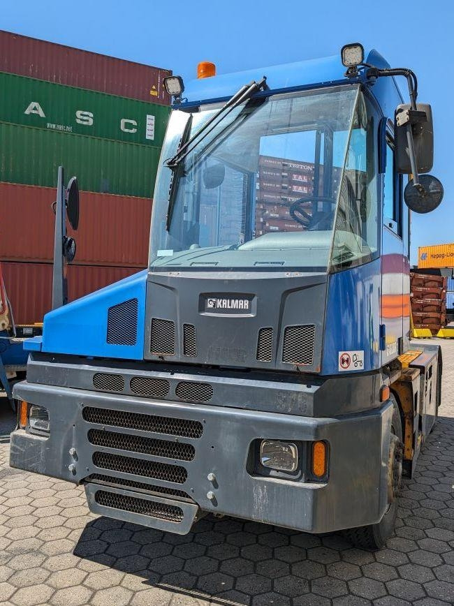 Kalmar T2 - Terminal trekker: afbeelding 1 Kalmar T2 - Terminal trekker: afbeelding 1