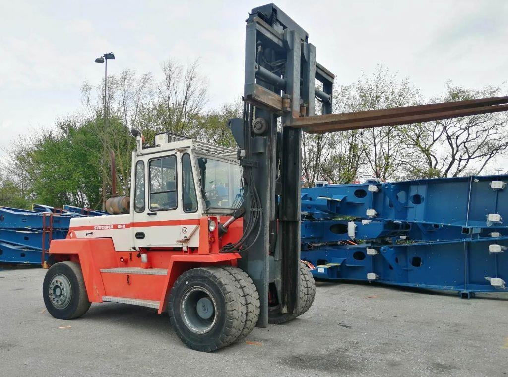 Svetruck 13,6-120-32 - Diesel heftruck: afbeelding 2 Svetruck 13,6-120-32 - Diesel heftruck: afbeelding 2