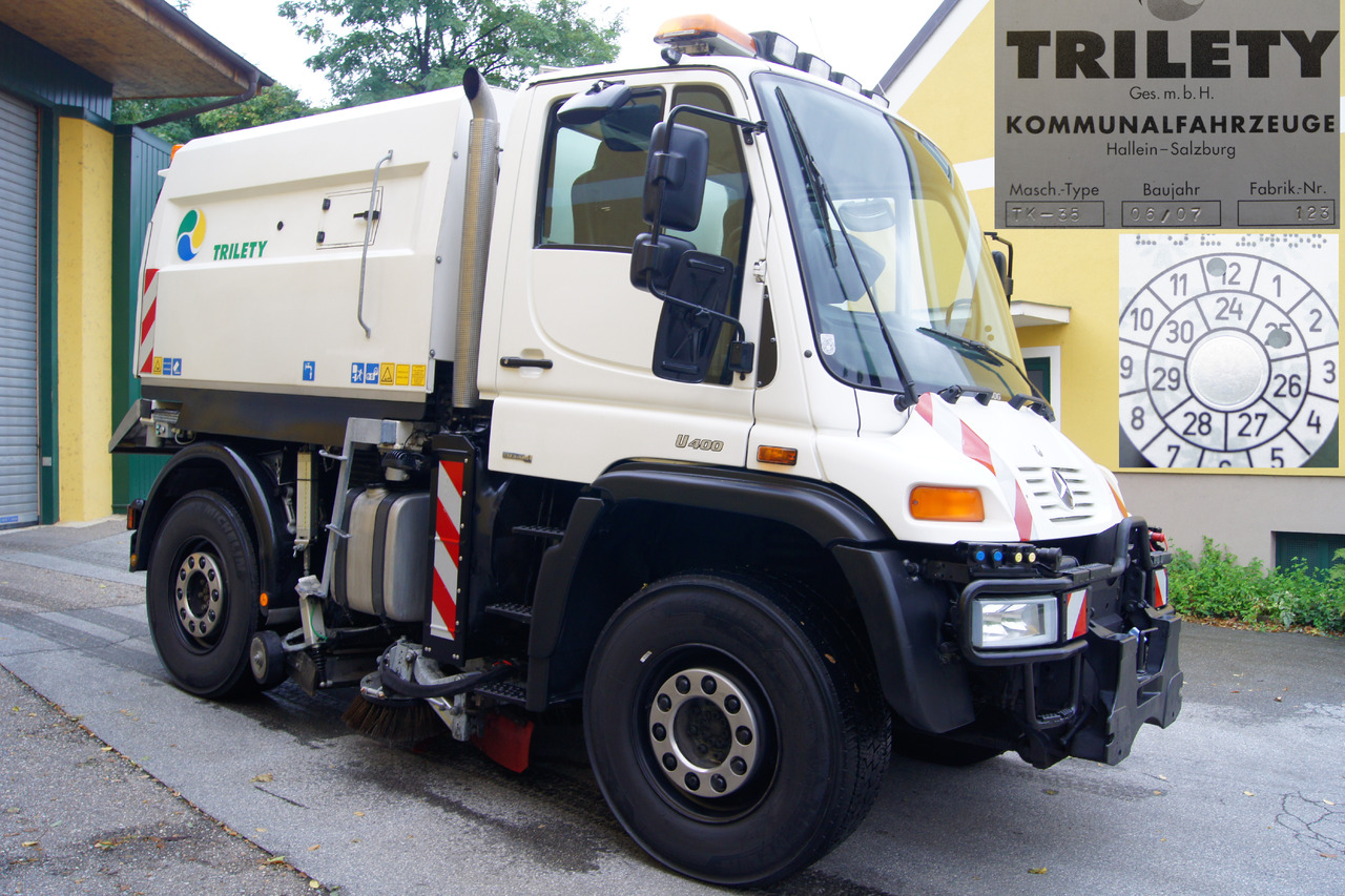 MERCEDES-BENZ Unimog U400 + TRILETY Kehrmaschine/TÜV/EUR4/Leistungshydraulik - Veegwagen: afbeelding 2 MERCEDES-BENZ Unimog U400 + TRILETY Kehrmaschine/TÜV/EUR4/Leistungshydraulik - Veegwagen: afbeelding 2