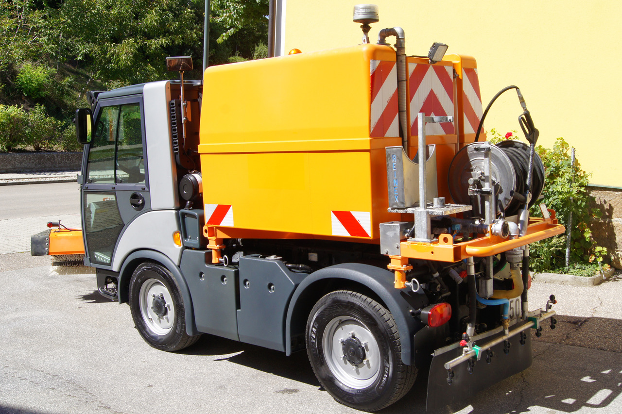 MULTICAR TREMO X56 Carrier CS/4x4/Euro 5/Besen/Wasserfass - Sneeuwruimer: afbeelding 3 MULTICAR TREMO X56 Carrier CS/4x4/Euro 5/Besen/Wasserfass - Sneeuwruimer: afbeelding 3