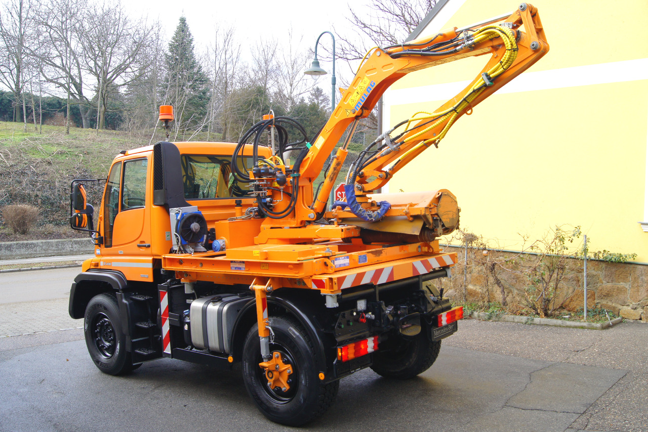 UNIMOG Unimog U 400/TÜV/Hydrostat/Mähtür +MULAG MHU 800 - Kipper vrachtwagen: afbeelding 4 UNIMOG Unimog U 400/TÜV/Hydrostat/Mähtür +MULAG MHU 800 - Kipper vrachtwagen: afbeelding 4