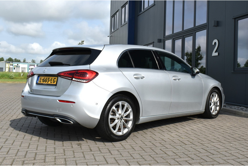 Mercedes-Benz A-Klasse 200 | Business Solution * 163 PK * Camera * LED * MBUX - Hatchback: afbeelding 2 Mercedes-Benz A-Klasse 200 | Business Solution * 163 PK * Camera * LED * MBUX - Hatchback: afbeelding 2