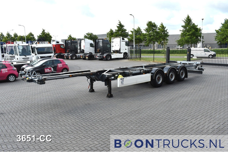 Van Hool A3C002 2x20-30-40-45ft HC * LIFT AXLE * SAF / DISC * EXTENDABLE REAR - Containertransporter/ Wissellaadbak oplegger: afbeelding 5 Van Hool A3C002 2x20-30-40-45ft HC * LIFT AXLE * SAF / DISC * EXTENDABLE REAR - Containertransporter/ Wissellaadbak oplegger: afbeelding 5