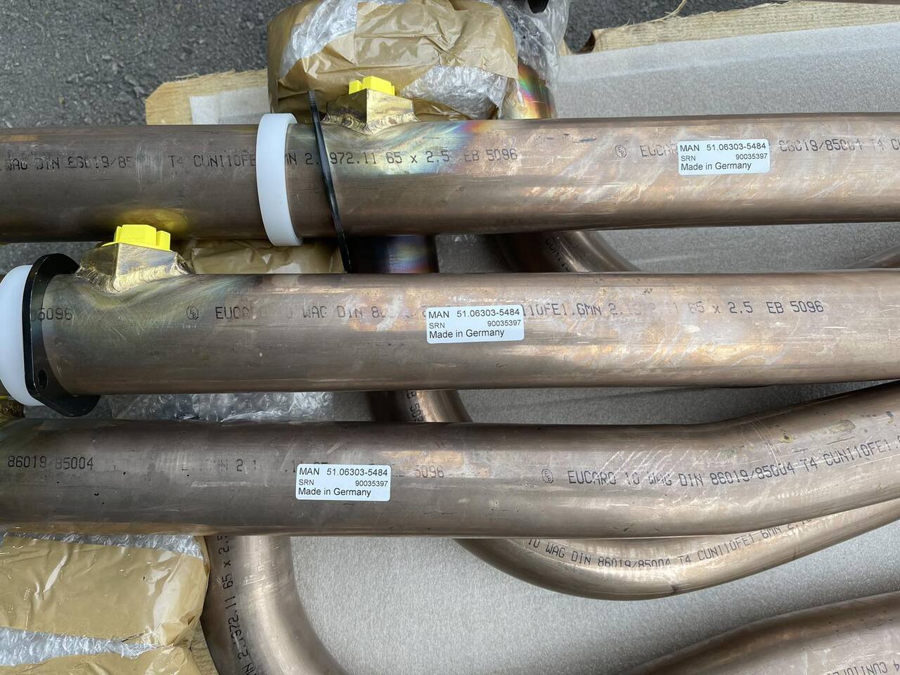 MAN COOLANT PIPE 51.06303-5484 - Koelsysteem voor Vrachtwagen: afbeelding 2 MAN COOLANT PIPE 51.06303-5484 - Koelsysteem voor Vrachtwagen: afbeelding 2