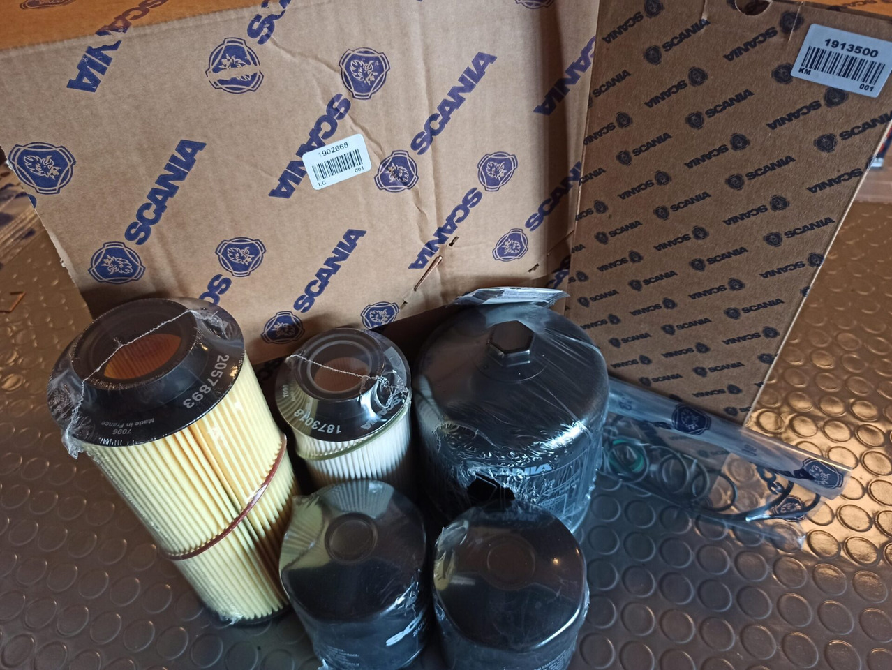 SCANIA MAINTENANCE KIT D16 - 1902668 - Motor revisie kit voor Vrachtwagen: afbeelding 1 SCANIA MAINTENANCE KIT D16 - 1902668 - Motor revisie kit voor Vrachtwagen: afbeelding 1
