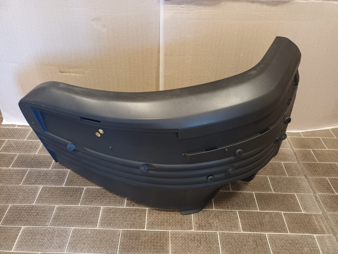 SCANIA MUDGUARD - 2186373 - Fender voor Vrachtwagen: afbeelding 1 SCANIA MUDGUARD - 2186373 - Fender voor Vrachtwagen: afbeelding 1