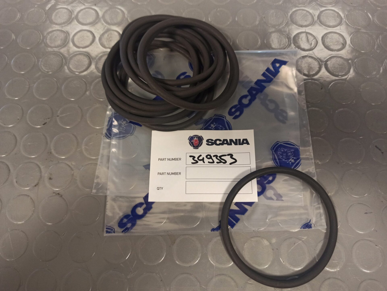 SCANIA O-RING 349353 - Zuigers/ Ringen/ Glijlagers voor Vrachtwagen: afbeelding 1 SCANIA O-RING 349353 - Zuigers/ Ringen/ Glijlagers voor Vrachtwagen: afbeelding 1
