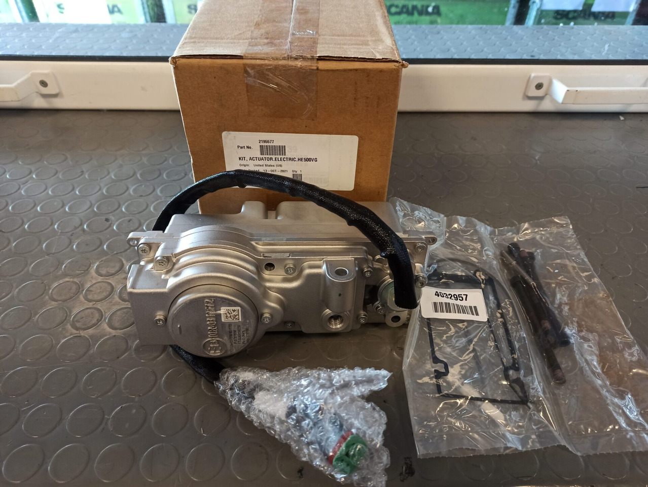 SCANIA REPAIR KIT - 2195577 - Motor revisie kit voor Vrachtwagen: afbeelding 1 SCANIA REPAIR KIT - 2195577 - Motor revisie kit voor Vrachtwagen: afbeelding 1