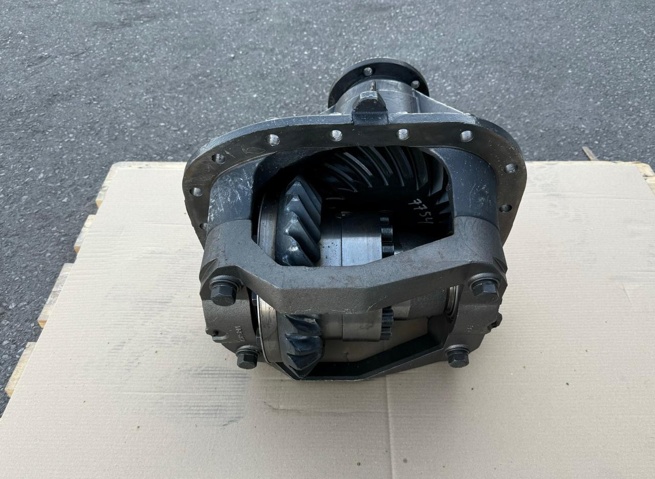 VOLVO Differential Groups 1524977 - As en onderdelen voor Vrachtwagen: afbeelding 4 VOLVO Differential Groups 1524977 - As en onderdelen voor Vrachtwagen: afbeelding 4