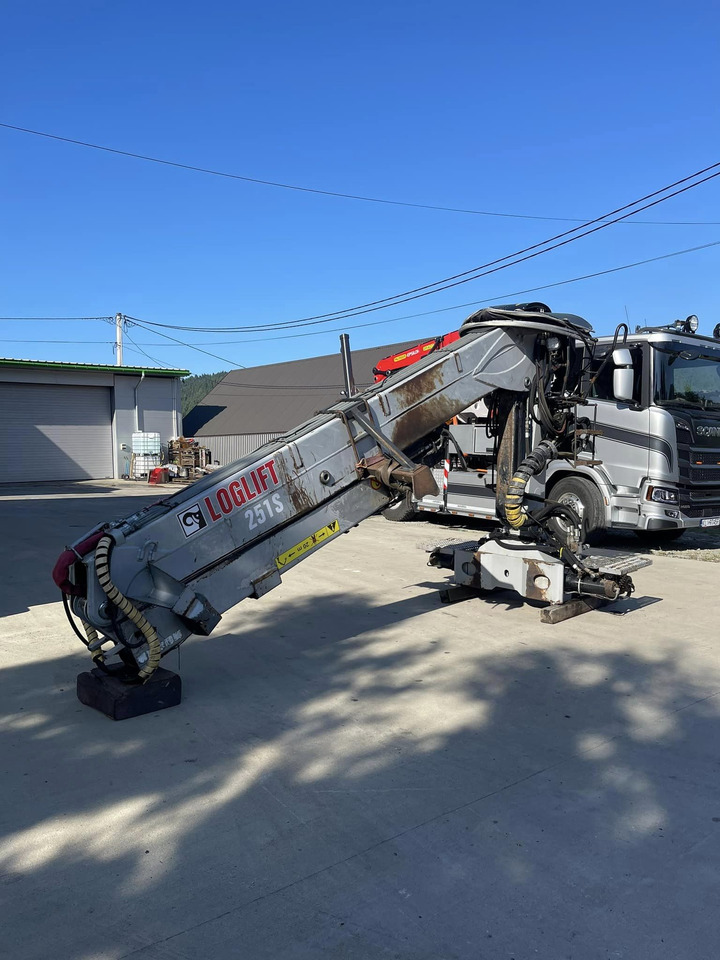 Loglift 251S - Autolaadkraan: afbeelding 1 Loglift 251S - Autolaadkraan: afbeelding 1