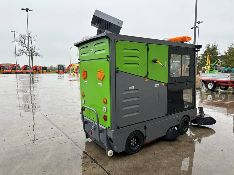 Å koda DY2400 - Veegwagen: afbeelding 5 Å koda DY2400 - Veegwagen: afbeelding 5