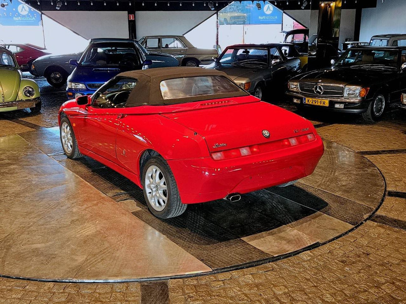 Alfa Romeo Spider (916 - update 3) _ 2.0 TS - Personenwagen: afbeelding 5 Alfa Romeo Spider (916 - update 3) _ 2.0 TS - Personenwagen: afbeelding 5
