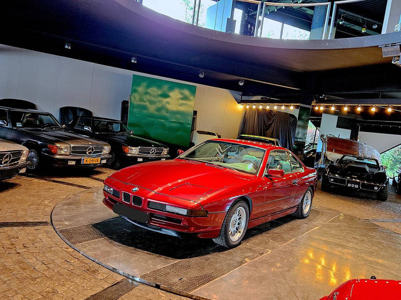 BMW 850iA - Personenwagen: afbeelding 2 BMW 850iA - Personenwagen: afbeelding 2