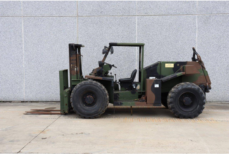 Case MHE270 - Diesel heftruck: afbeelding 2 Case MHE270 - Diesel heftruck: afbeelding 2