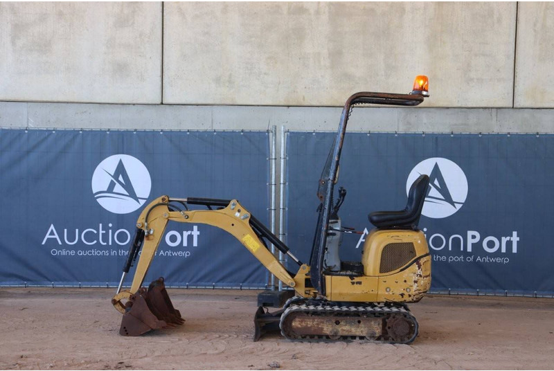 Caterpillar 300.9D - Minigraafmachine: afbeelding 2 Caterpillar 300.9D - Minigraafmachine: afbeelding 2