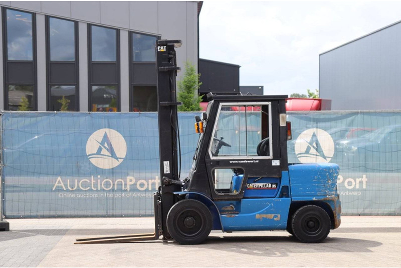 Caterpillar DP35K - Diesel heftruck: afbeelding 1 Caterpillar DP35K - Diesel heftruck: afbeelding 1