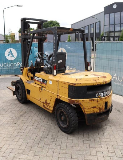 Caterpillar DP45 - Diesel heftruck: afbeelding 4 Caterpillar DP45 - Diesel heftruck: afbeelding 4