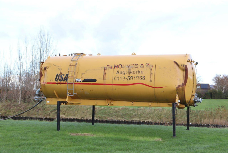 Custom Equipment 9000 - Water pomp: afbeelding 3 Custom Equipment 9000 - Water pomp: afbeelding 3