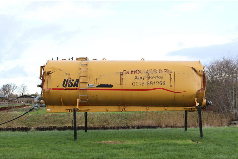 Custom Equipment 9000 - Water pomp: afbeelding 2 Custom Equipment 9000 - Water pomp: afbeelding 2