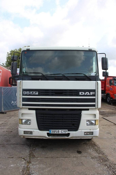 Chassis vrachtwagen DAF 95 XF: afbeelding 7 Chassis vrachtwagen DAF 95 XF: afbeelding 7