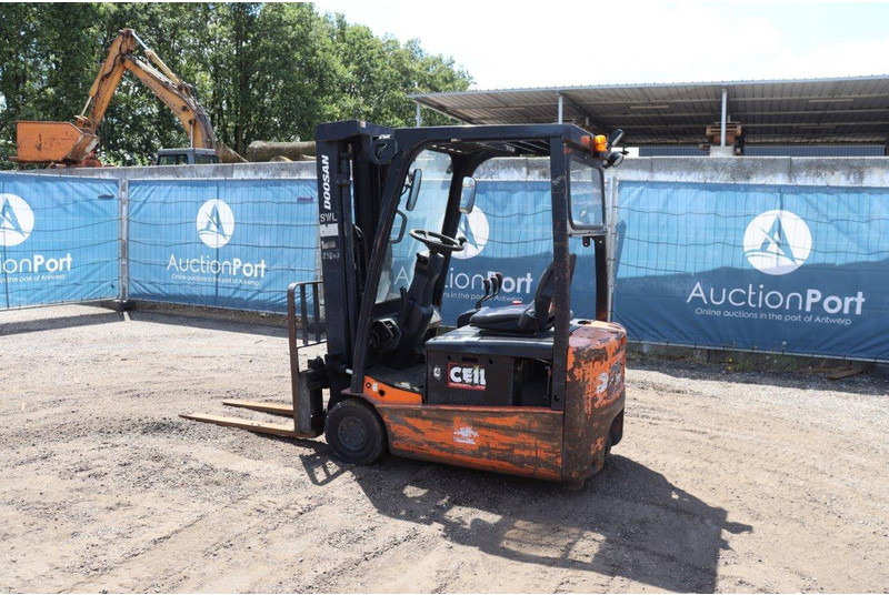 Doosan B15T-5 - Elektrische heftruck: afbeelding 3 Doosan B15T-5 - Elektrische heftruck: afbeelding 3