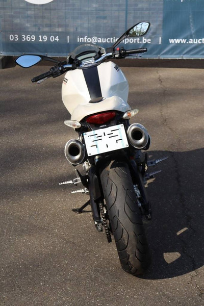 Ducati MONSTER 696 - Motorfiets: afbeelding 5 Ducati MONSTER 696 - Motorfiets: afbeelding 5