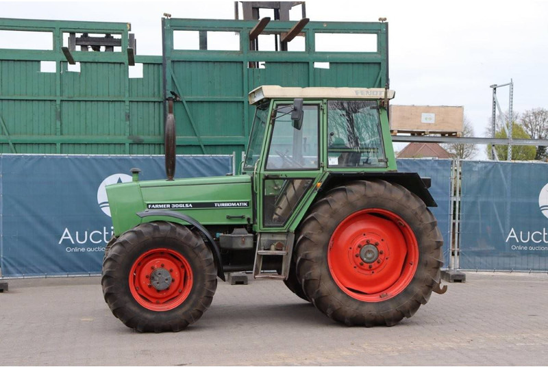 Fendt Farmer 306LSA Turbomatik - Tractor: afbeelding 1 Fendt Farmer 306LSA Turbomatik - Tractor: afbeelding 1
