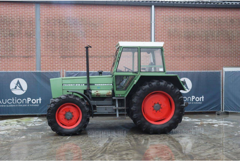Fendt Favorit 610 LS Turbomatik - Tractor: afbeelding 1 Fendt Favorit 610 LS Turbomatik - Tractor: afbeelding 1