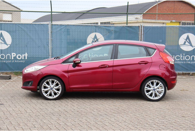 Ford Fiesta - Sedan: afbeelding 2 Ford Fiesta - Sedan: afbeelding 2