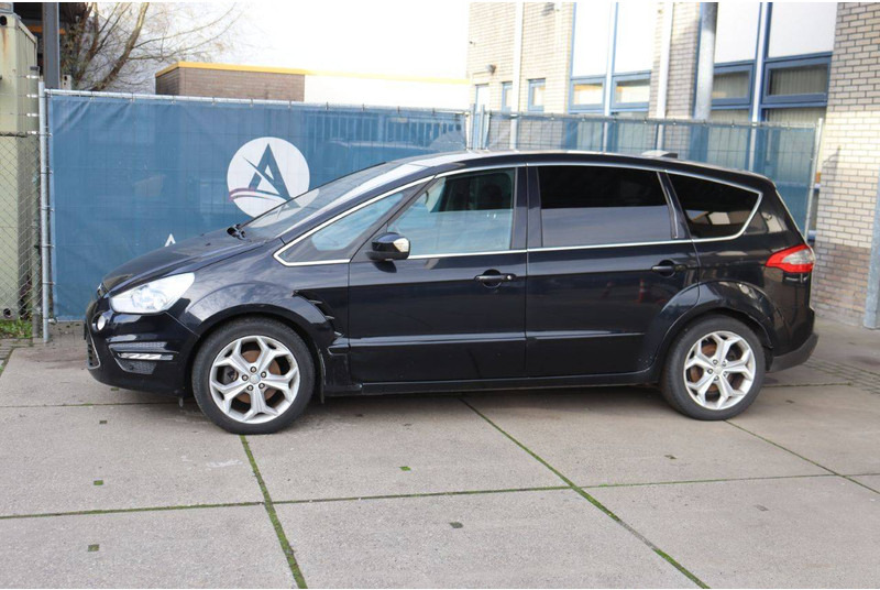 Ford S-Max - Sedan: afbeelding 1 Ford S-Max - Sedan: afbeelding 1