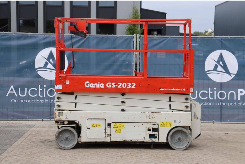 Genie GS-2032 - Schaarlift: afbeelding 2 Genie GS-2032 - Schaarlift: afbeelding 2