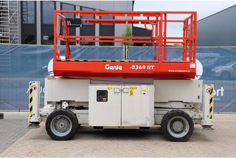Genie GS3369 RT - Schaarlift: afbeelding 2 Genie GS3369 RT - Schaarlift: afbeelding 2