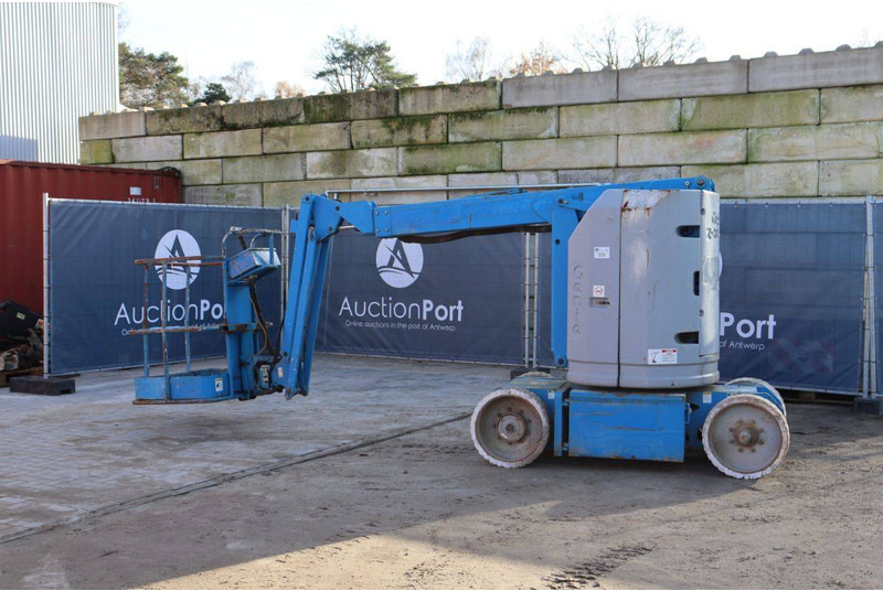 Genie Z-30/20N - Knikarmhoogwerker: afbeelding 3 Genie Z-30/20N - Knikarmhoogwerker: afbeelding 3