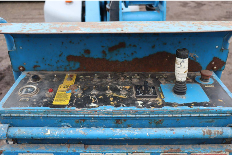 Knikarmhoogwerker Genie Z45: afbeelding 16